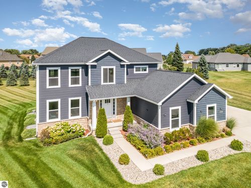 2275 Sandstone Dr, Mt Pleasant, MI, 48858-8077 | Card Image