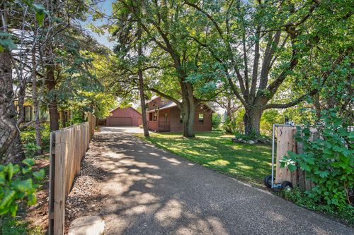 500 County Road B2 W, Roseville, MN, 55113-3518 | Card Image