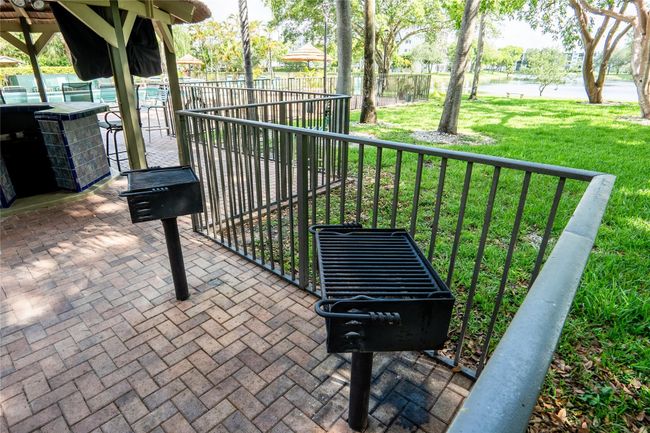 APT-501 - 2205 S Cypress Bend Dr, Condo with 2 bedrooms, 2 bathrooms and null parking in Pompano Beach FL | Image 33