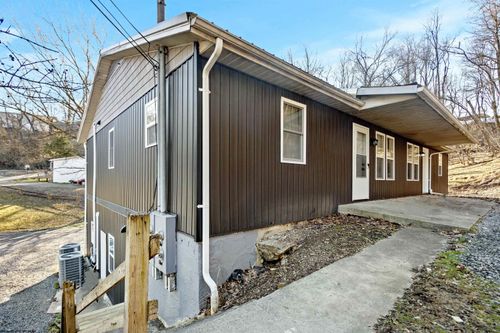 14 Kansas St, Morgantown, WV, 26501-0098 | Card Image