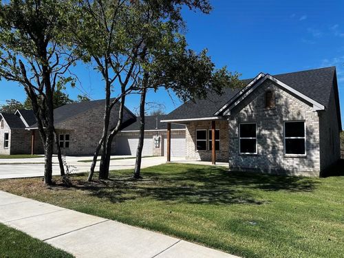 3310 Polk St, Greenville, TX, 75401-3143 | Card Image
