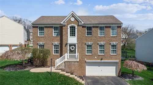 226 Chanticleer Cir, New Stanton, PA, 15672-9477 | Card Image