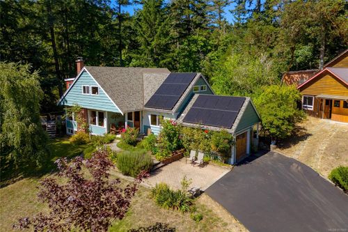 4664 Spring Rd, Saanich, BC, V9E2B5 | Card Image