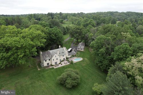 846 Maplewood Rd, Wayne, PA, 19087-4735 | Card Image