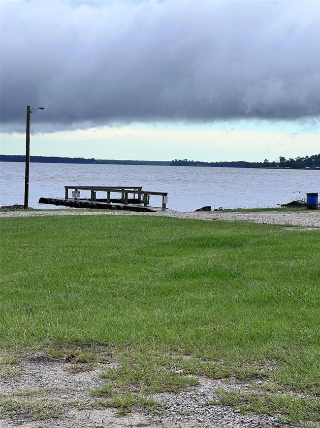 Boat ramp area. | Image 12