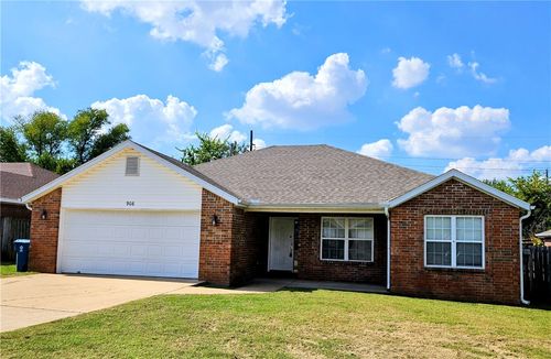 906 Sw Navajo Dr, Bentonville, AR, 72712-3675 | Card Image
