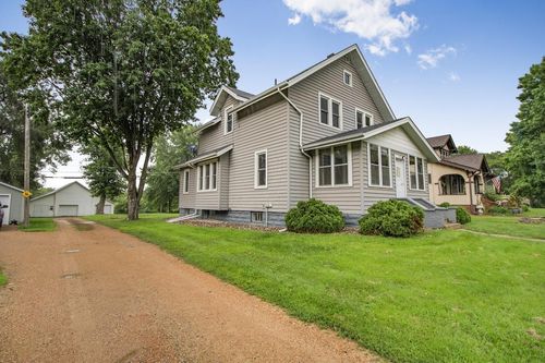 718 Elm St W, Norwood Young America, MN, 55368-9737 | Card Image