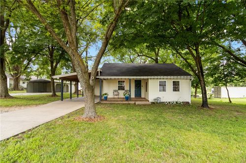 213 N West Ave, Lincoln, AR, 72744-8739 | Card Image