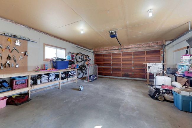1040 6 St Se, Home with 5 bedrooms, 2 bathrooms and 6 parking in Slave Lake AB | Image 42