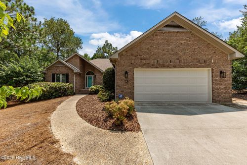 13 Sulky Ln, Pinehurst, NC, 28374-8622 | Card Image