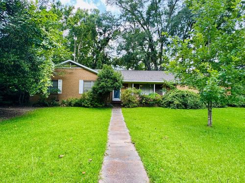 109 S Broadway, Kennard, TX, 75847-2509 | Card Image