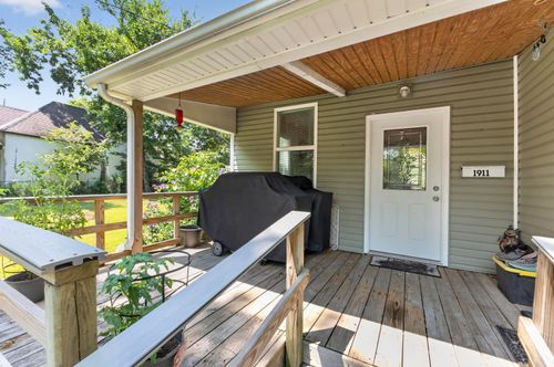 1911 N Benton Ave, Springfield, MO, 65803-2909 | Card Image