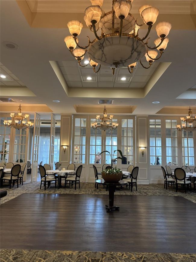 On-site restaurant & private room for family events | Image 36