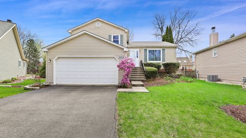 2284 Briarhill Dr, Naperville, IL, 60565-4305 | Card Image