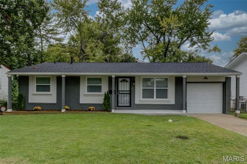 10237 Royal Drive, St Louis, MO, 63136 | Card Image