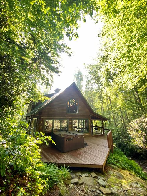 9710 Elk Creek Rd, Deep Gap, NC, 28618 | Card Image