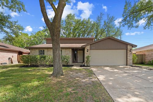 24107 Bassett Hall Ln, Katy, TX, 77493-2611 | Card Image