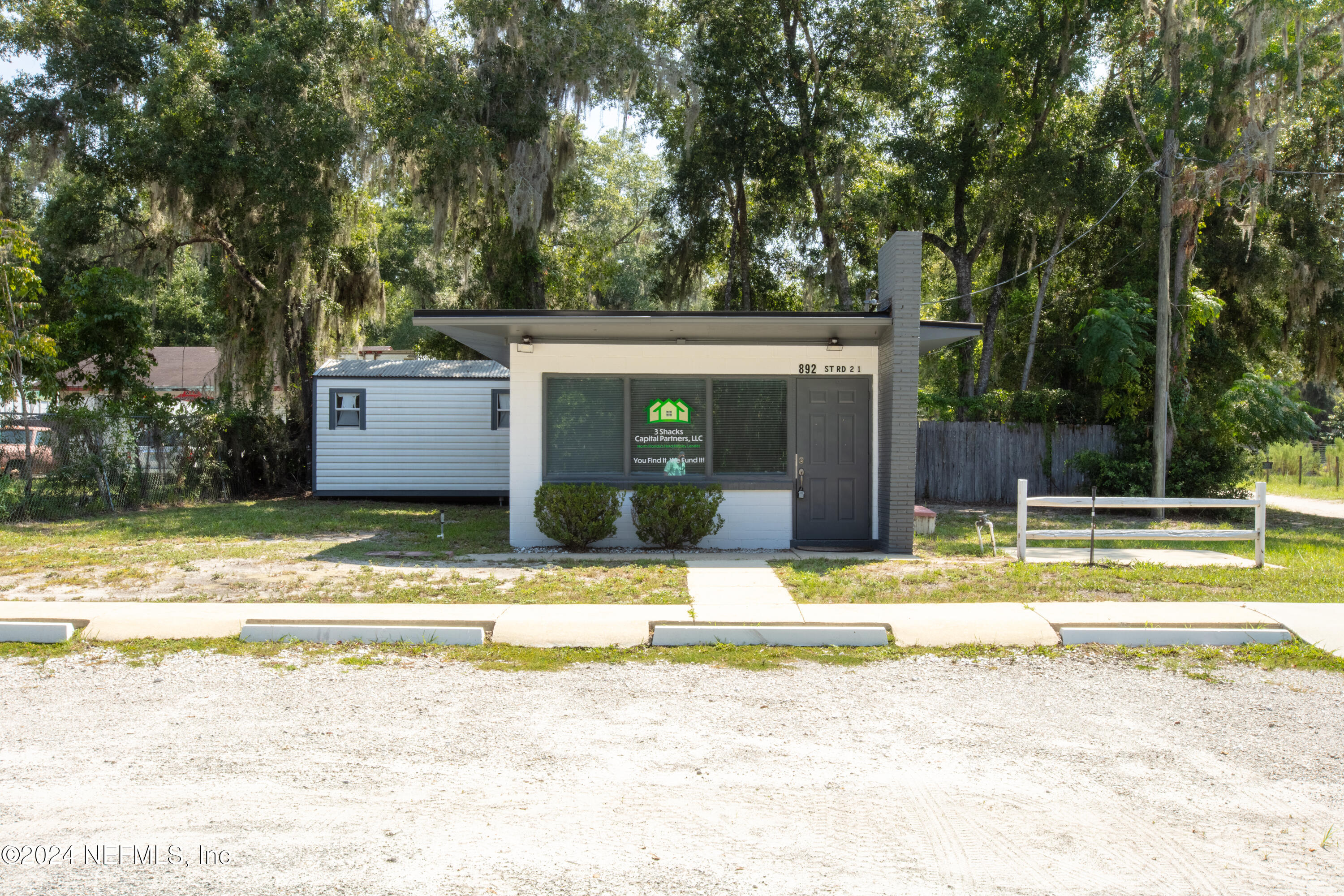 892 N State Road 21, Melrose, FL 32666