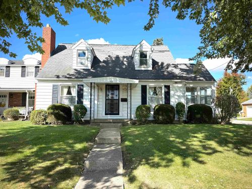 700 W South St, Winchester, IN, 47394-1943 | Card Image