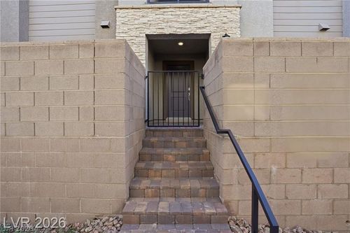 146 Sul Ponticello Ave, Henderson, NV, 89011-1035 | Card Image