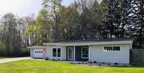 6735 Bayview Dr, Coloma, MI, 49038-9523 | Card Image