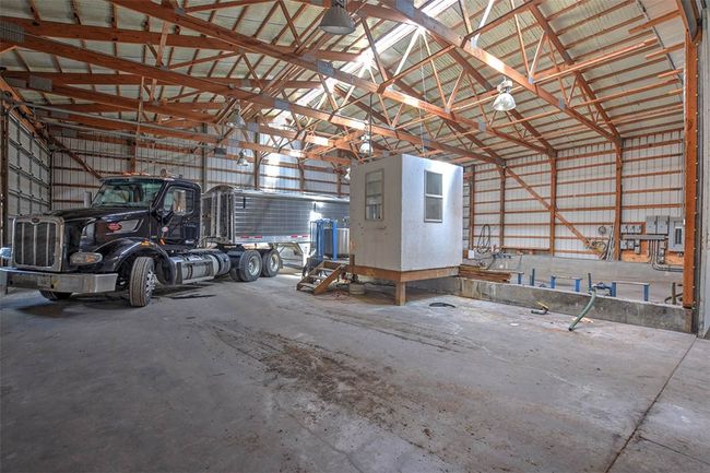 1601 State Highway 128, Home with 0 bedrooms, 2 bathrooms and 20 parking in Bethany IL | Image 24
