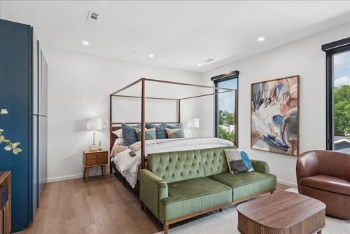 309-500 Merritt Ave, Nashville, TN, 37203-7224 | Card Image