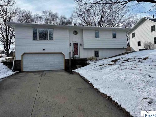 840 N 9th St, Saint Peter, MN, 56082-1264 | Card Image