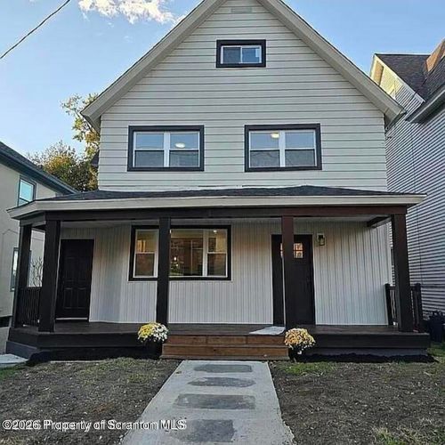 1105 Quincy Ave, Dunmore, PA, 18510-1144 | Card Image