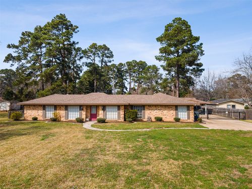 1302 W Sabine St, Carthage, TX, 75633-2824 | Card Image