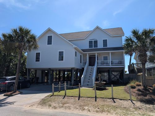 621 E Arctic Ave, Folly Beach, SC, 29439 | Card Image