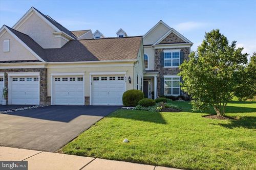 425 Primrose Dr, UPPER GWYNEDD, PA, 19446-5690 | Card Image