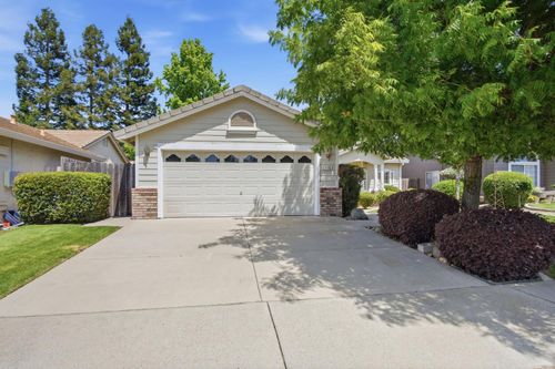 1416 Ranch House Ct, Oakdale, CA, 95361-8879 | Card Image