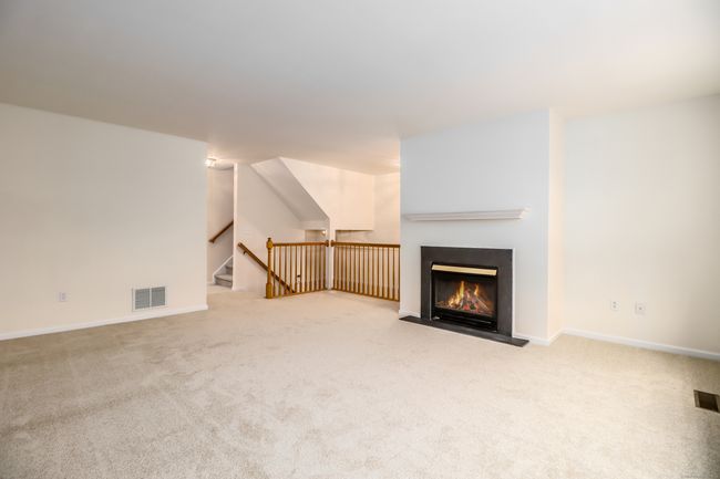 2303 - 2303 Eaton Court, Condo with 2 bedrooms, 2 bathrooms and null parking in Danbury CT | Image 6