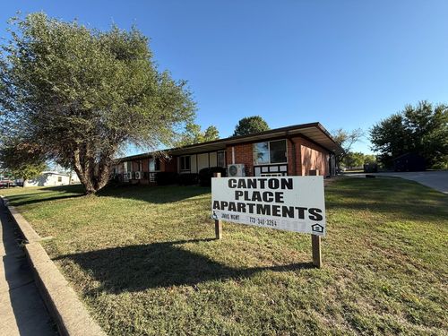 500 S 3rd Ave, Canton, IL, 61520-3165 | Card Image