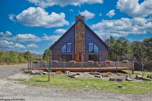 442 Grosbeak Dr, Terra Alta, WV, 26764-2728 | Card Image