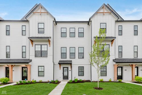 4321 Barrel Ln, Westfield, IN, 46062-8027 | Card Image