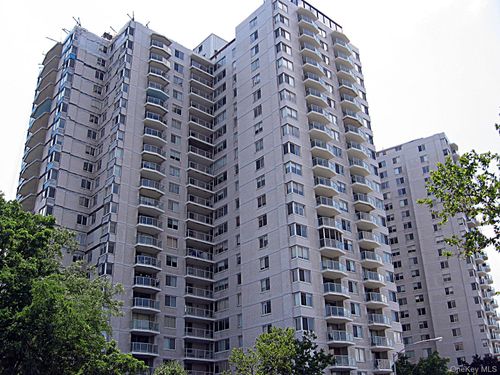 21r-3333 Henry Hudson Pkwy, Bronx, NY, 10463 | Card Image
