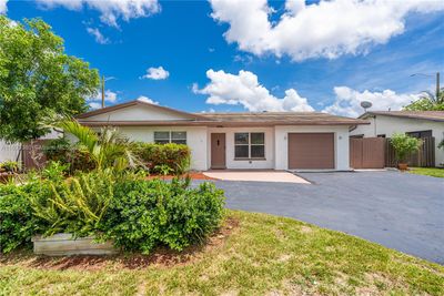 3160 Nw 63rd St, House other with 5 bedrooms, 2 bathrooms and null parking in Fort Lauderdale FL | Image 3