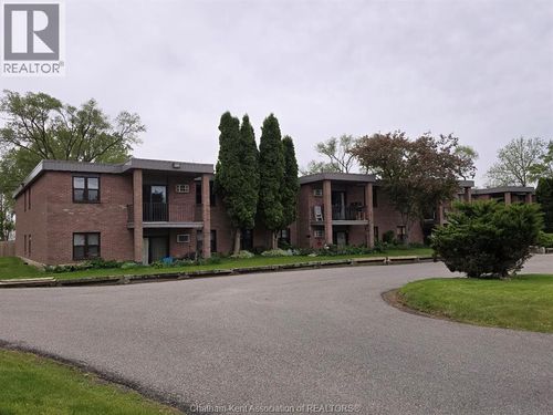 a207-12 Montgomery Drive, Wallaceburg, ON, N8A5B5 | Card Image