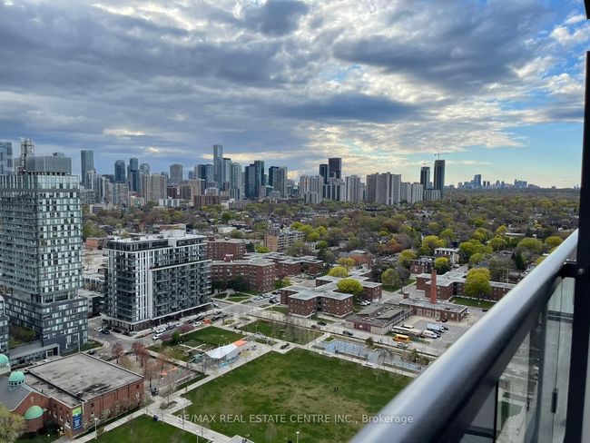 2407 - 170 Sumach St, Condo with 2 bedrooms, 2 bathrooms and null parking in Toronto ON | Image 9