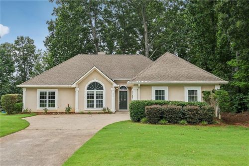 295 Falcon Creek Dr, Suwanee, GA, 30024-2596 | Card Image