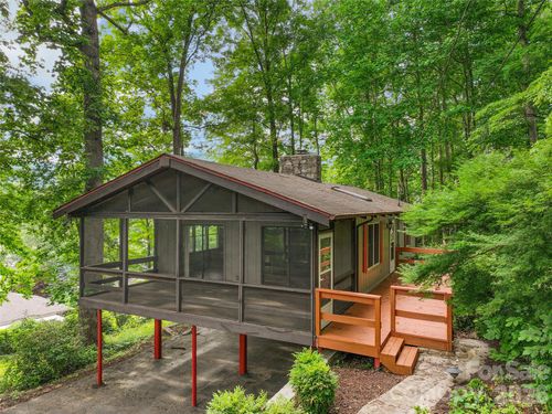 436 Crum Dr, Lake Junaluska, NC, 28745-9728 | Card Image