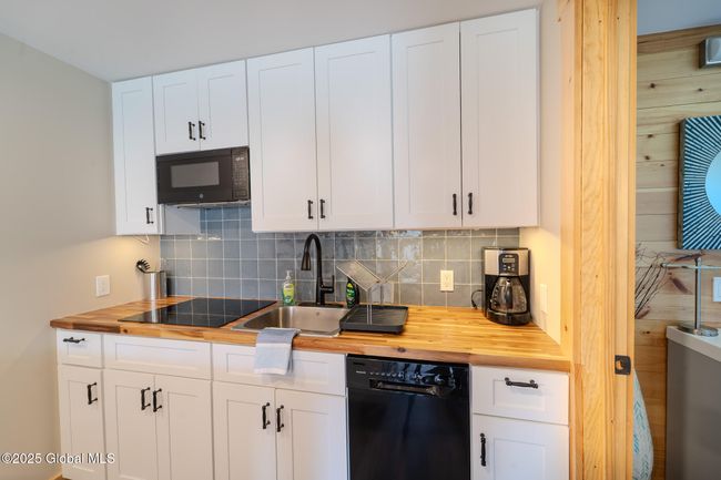 APT-2 - 52 Rte 65 A, Condo with 2 bedrooms, 2 bathrooms and 2 parking in Windham NY | Image 10