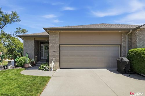 2932 Park Place Ct, Lincoln, NE, 68506-2804 | Card Image