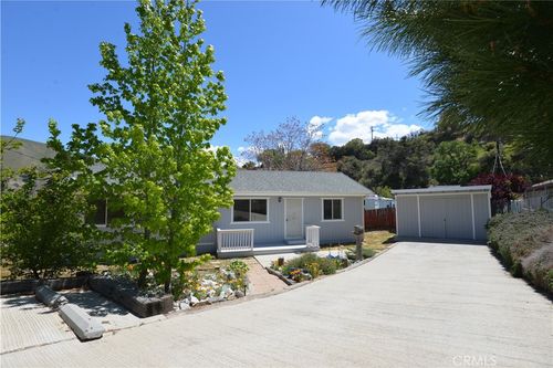 644 Canyon Dr, Lebec, CA, 93243-4009 | Card Image