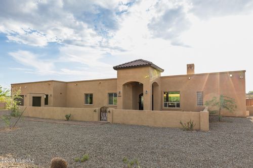 15011 N Gangarebo Pl, Tucson, AZ, 85739-8300 | Card Image
