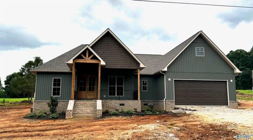 26 Dale St, Scottsboro, AL, 35769-4056 | Card Image