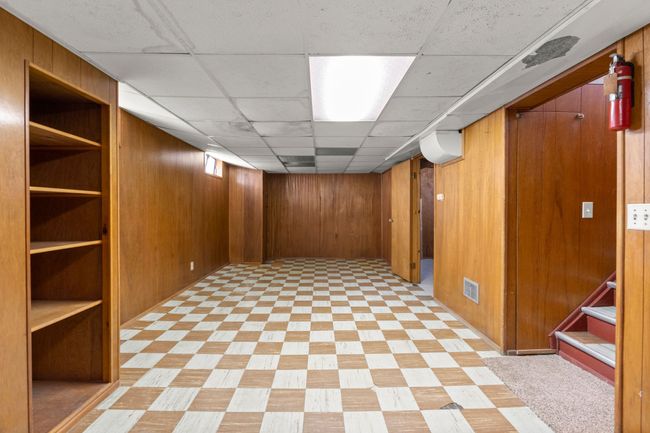 29 Washington St, House other with 3 bedrooms, 1 bathrooms and null parking in Trenton MI | Image 24