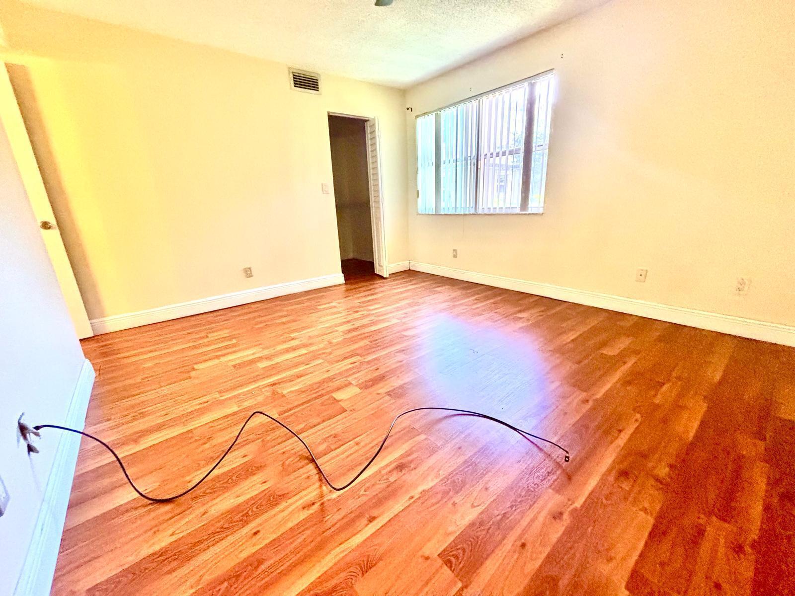 Residential in Pembroke Pines 2
